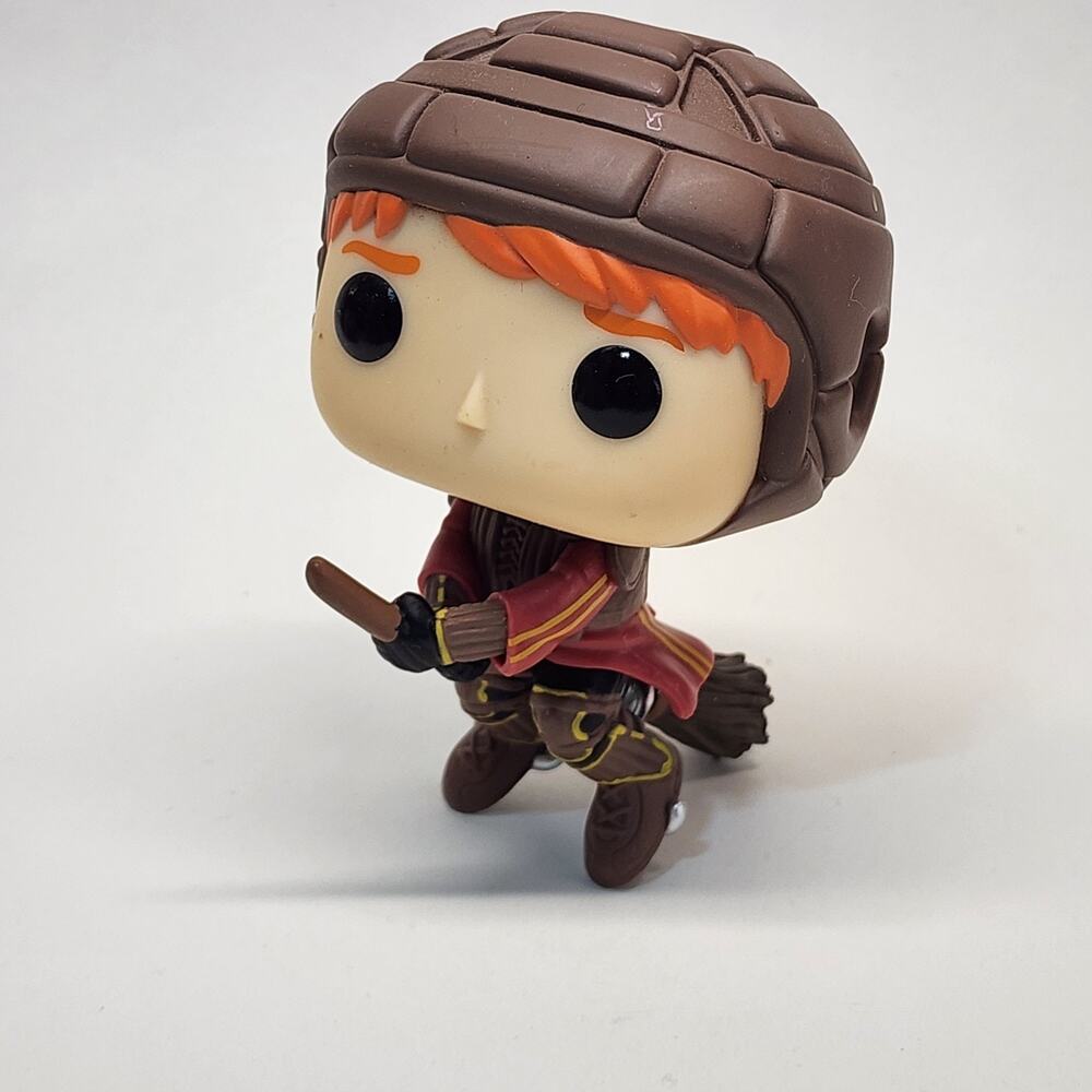 Funko POP! Ron Weasley On Broom Quidditch Vinyl Harry Potter Figure #54 NO BOX